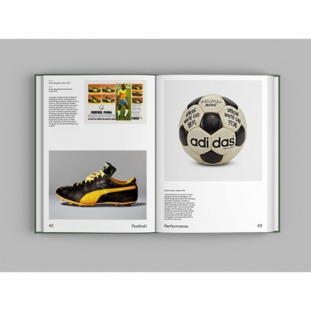 FOOTBALL: Designing the Beautiful Game - Teşvikiye Patika Kitabevi